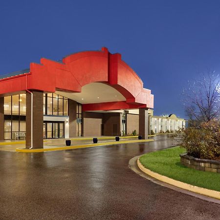 Americinn By Wyndham Grand Rapids Airport North Cascade Bagian luar foto
