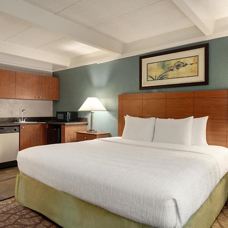 Americinn By Wyndham Grand Rapids Airport North Cascade Bagian luar foto
