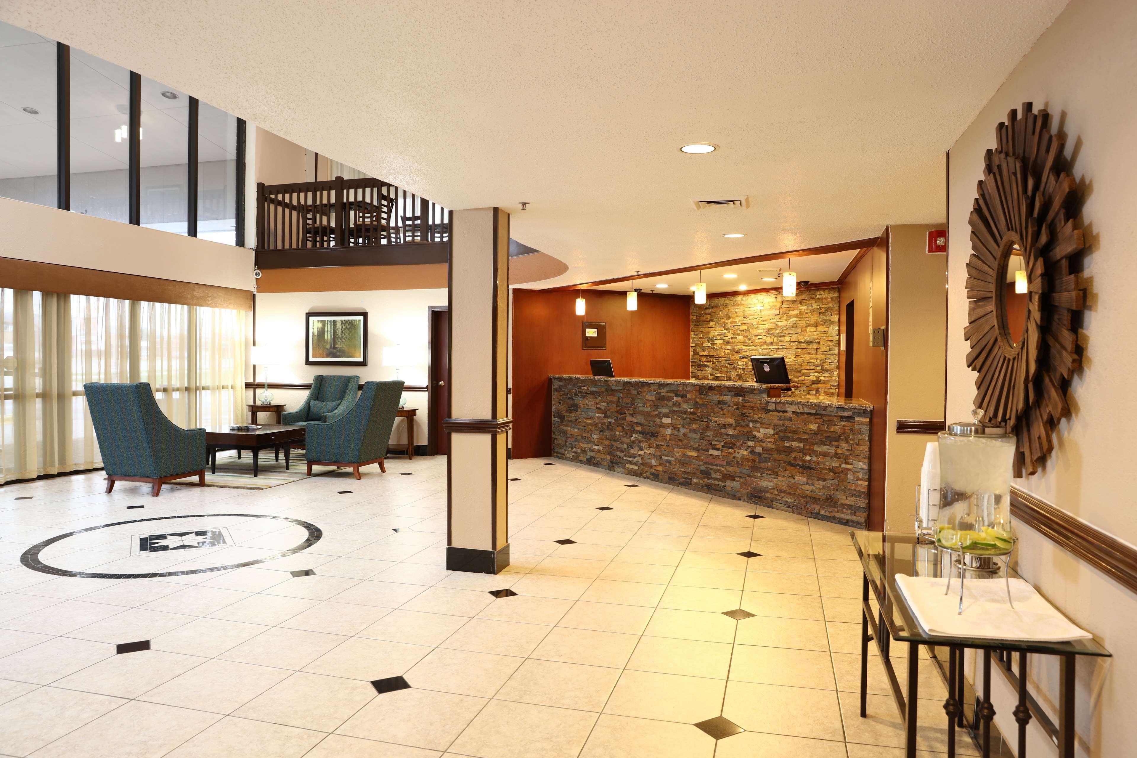 Americinn By Wyndham Grand Rapids Airport North Cascade Bagian luar foto