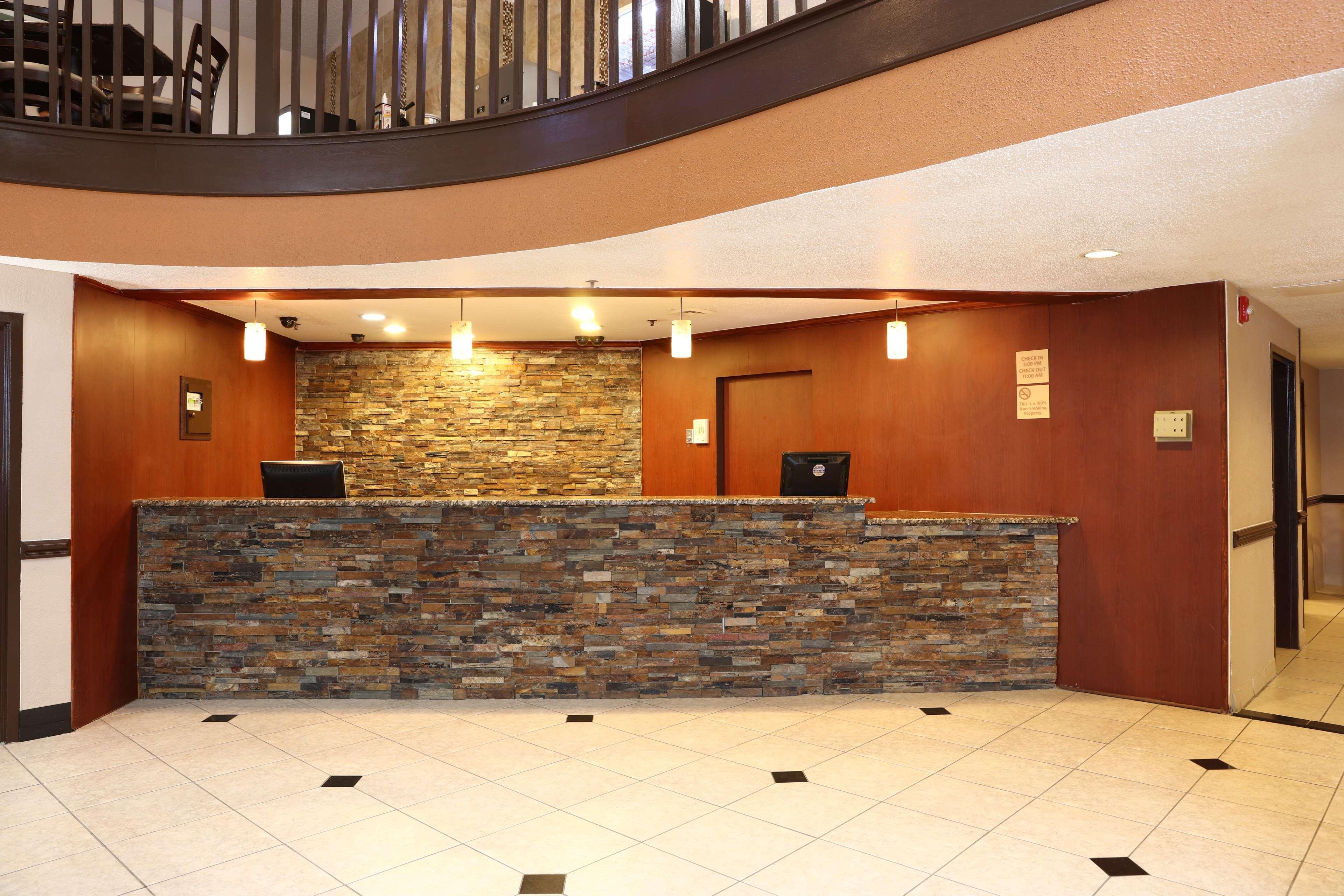 Americinn By Wyndham Grand Rapids Airport North Cascade Bagian luar foto