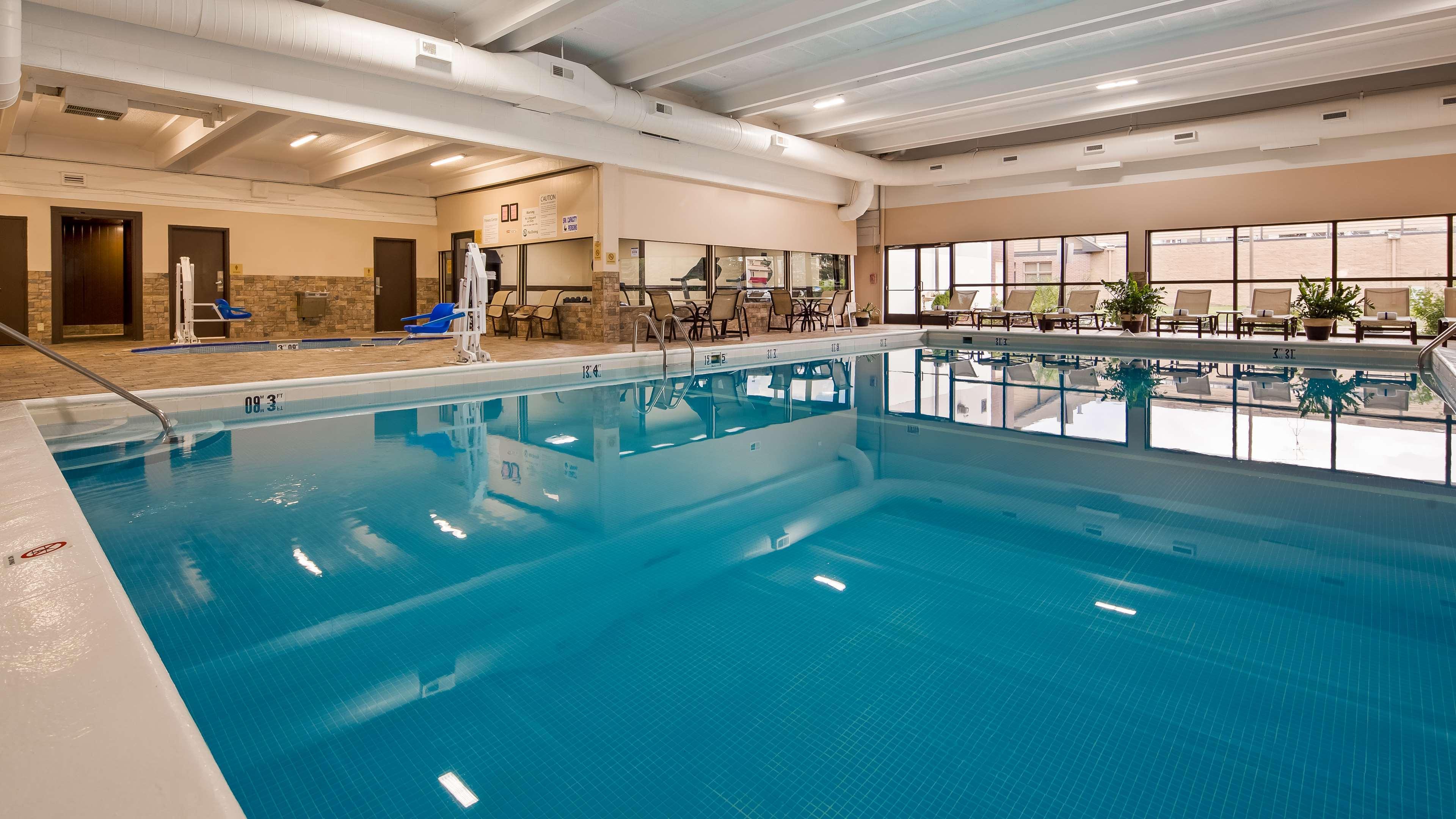 Americinn By Wyndham Grand Rapids Airport North Cascade Bagian luar foto