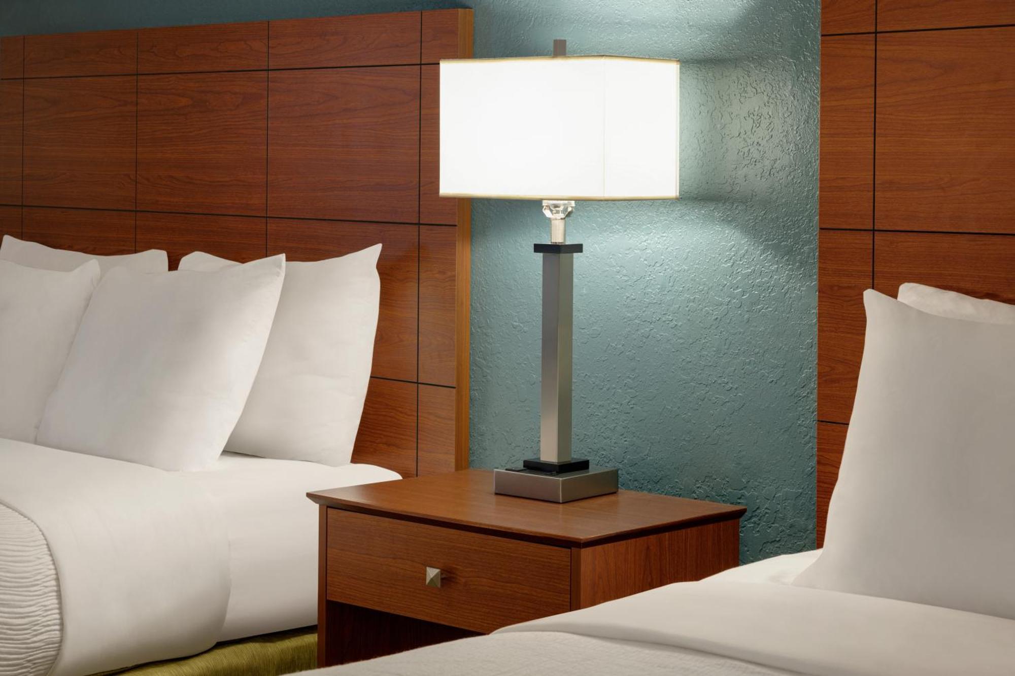 Americinn By Wyndham Grand Rapids Airport North Cascade Bagian luar foto
