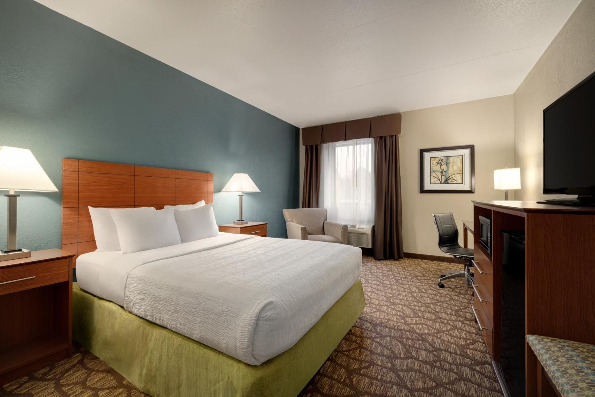 Americinn By Wyndham Grand Rapids Airport North Cascade Bagian luar foto
