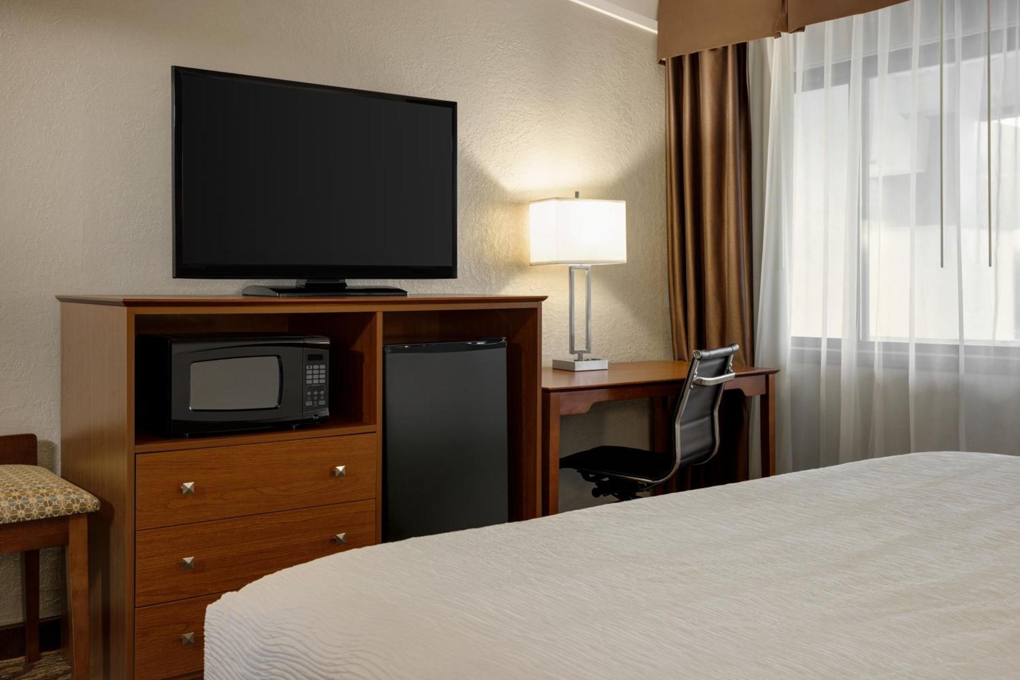 Americinn By Wyndham Grand Rapids Airport North Cascade Bagian luar foto