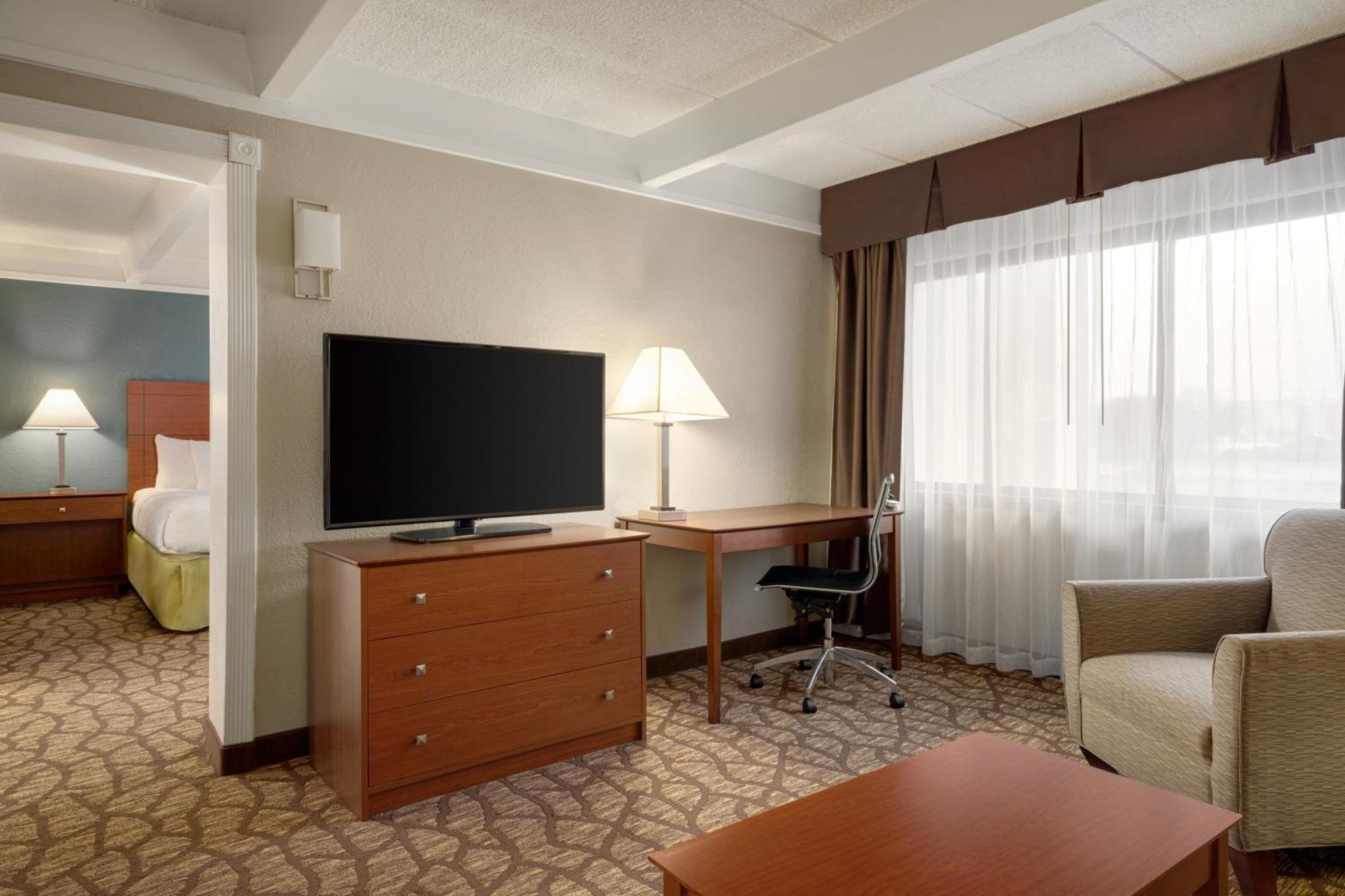 Americinn By Wyndham Grand Rapids Airport North Cascade Bagian luar foto